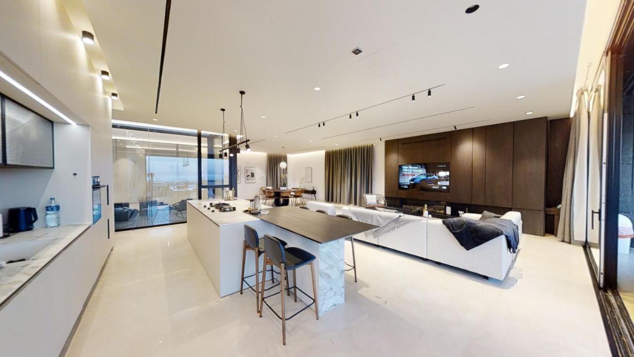 Serene - Infinity Cview Pool - 4 Bedrooms Luxury Penthouse Haifa Exteriér fotografie
